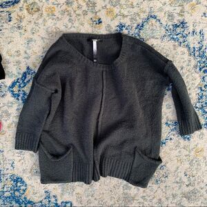 Kensie Charcoal Sweater Size M